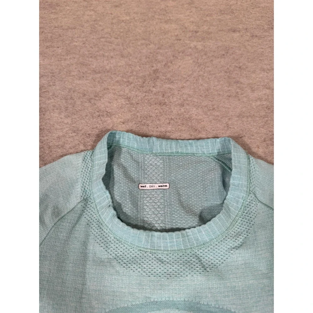 Lululemon Sweater Dress Womens Medium Blue Knit Short Sleeve Wet Dry Warm